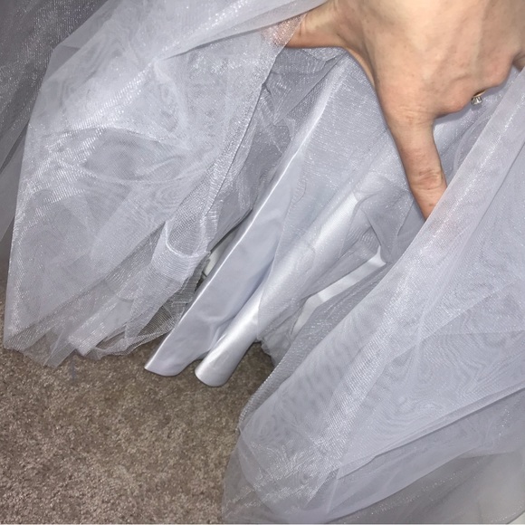 White longsleeve wedding dress a line - Picture 8 of 8